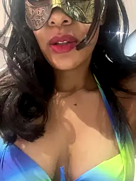 Snapshot of LunnaMaska chatting on December 1, 2025, 2:40 pm LunnaMaska online show from December 1, 2025, 2:40 pm