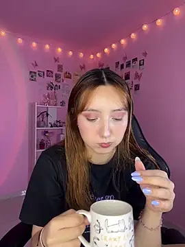 Davne  online show from February 1, 2026, 10:52 pm