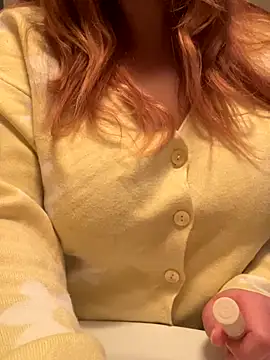 Blue-Coxy online show from November 26, 2025, 7:19 am