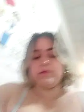 sexy aurora ourdoors online show from November 30, 2025, 3:02 pm