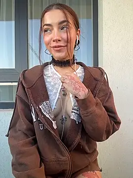 Snapshot of LianixLoverx chatting on March 7, 2026, 3:39 pm LianixLoverx online show from March 7, 2026, 3:39 pm