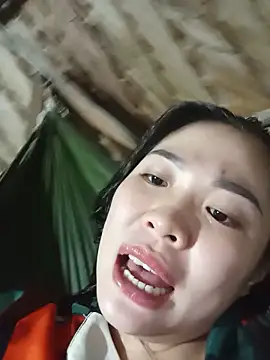 Lin-kute98 online show from June 3, 2026, 3:17 pm