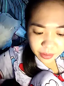 Lin-kute98 online show from April 18, 2026, 10:43 pm