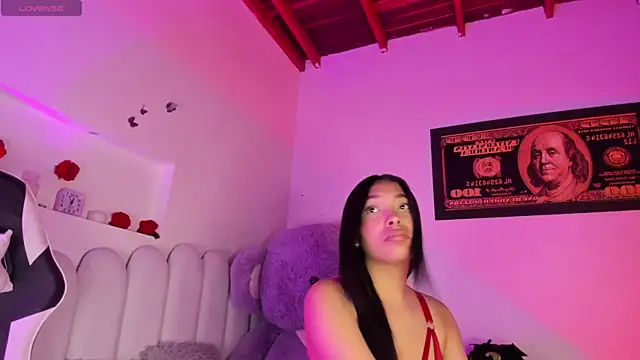 KarolRojas 22 online show from July 19, 2026, 2:53 am