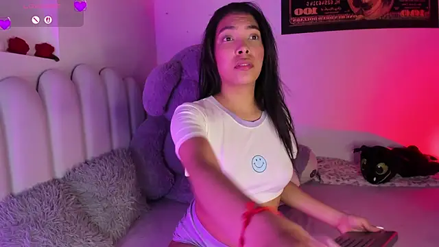 KarolRojas 22 online show from July 23, 2026, 1:58 am