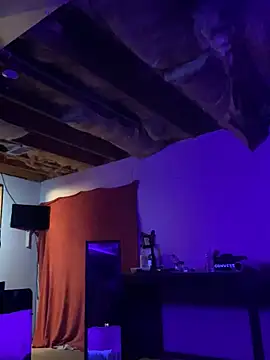 JSizzle13 online show from December 19, 2025, 7:00 am