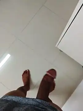 punanibully16 online show from March 6, 2026, 5:46 am