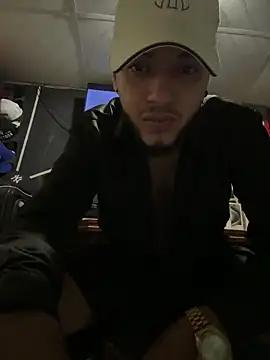 tratosucio online show from December 19, 2025, 7:44 am