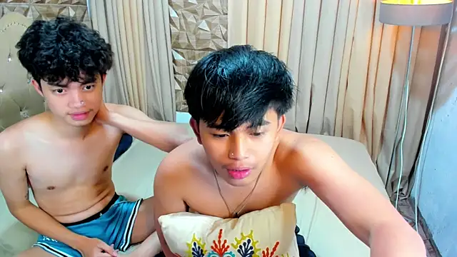 xsianhotcocxx online show from April 18, 2026, 4:53 pm