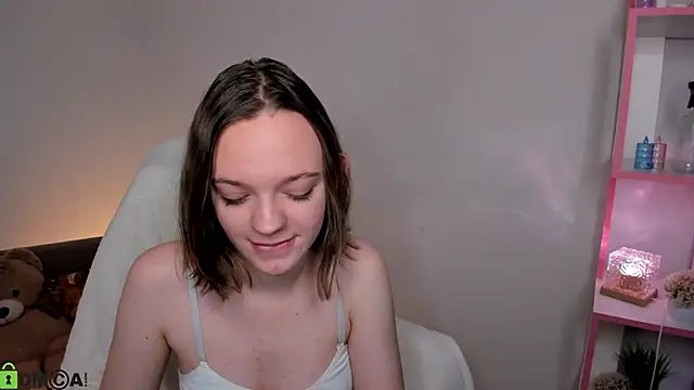 Olivia Riesz online show from December 14, 2025, 1:45 am