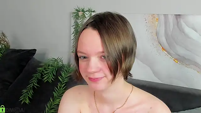 Olivia Riesz online show from April 21, 2026, 3:02 am