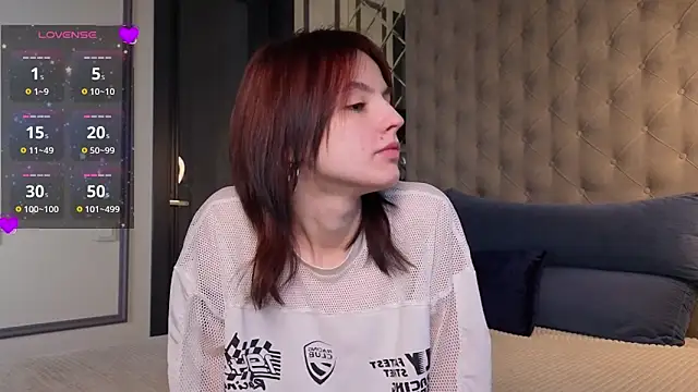 SharaSauer online show from March 26, 2026, 1:04 am