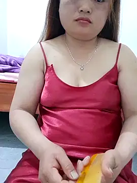 mai-mai-97 online show from April 15, 2026, 2:54 pm