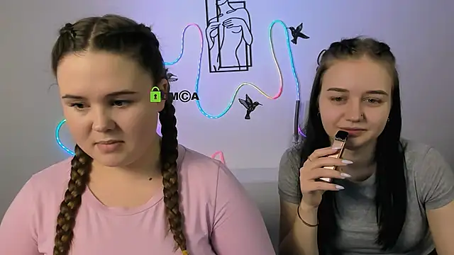 candy flossie1 online show from January 16, 2026, 7:29 pm