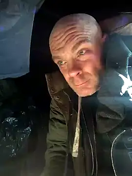 Elieli2424eli online show from February 10, 2026, 5:12 pm