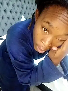 JuicyEbonyGoddess online show from December 4, 2025, 7:51 am