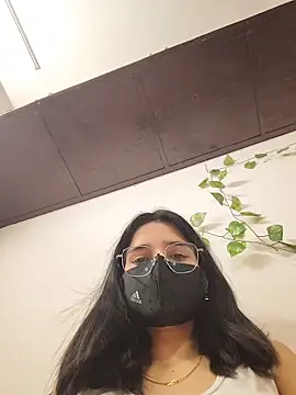 Snapshot of Sexolinaa chatting on May 24, 2026, 5:46 pm Sexolinaa online show from May 24, 2026, 5:46 pm