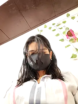 Snapshot of Sexolinaa chatting on May 8, 2026, 11:47 am Sexolinaa online show from May 8, 2026, 11:47 am