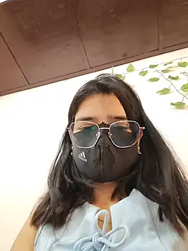 Snapshot of Sexolinaa chatting on May 21, 2026, 5:05 am Sexolinaa online show from May 21, 2026, 5:05 am