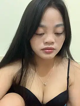 lana-kan online show from November 26, 2025, 1:55 pm