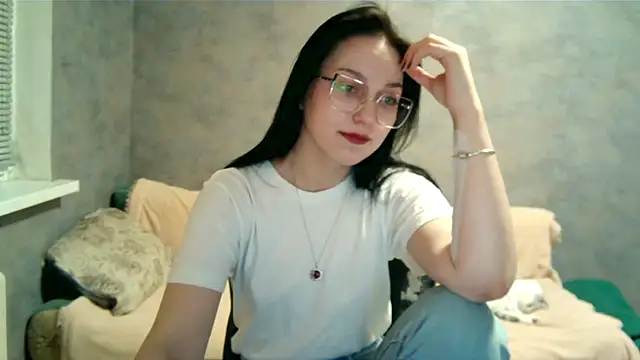 Snapshot of GlibRasher chatting on November 27, 2025, 8:09 pm GlibRasher online show from November 27, 2025, 8:09 pm