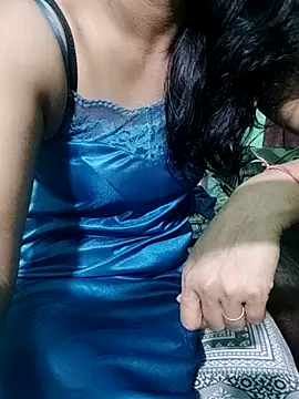 Snapshot of Myraajii chatting on August 9, 2026, 6:47 pm Myraajii online show from August 9, 2026, 6:47 pm
