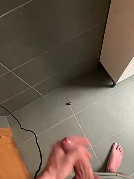 Biowof online show from April 21, 2026, 3:29 pm