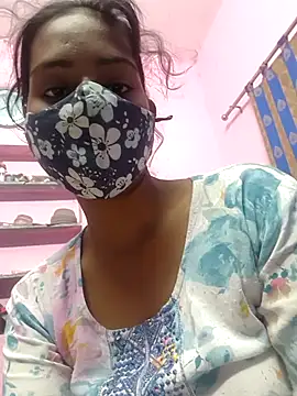 Snapshot of Hot_Naira_ chatting on November 30, 2025, 2:18 pm Hot Naira online show from November 30, 2025, 2:18 pm