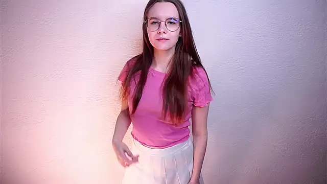 GennieKelso online show from December 1, 2025, 3:13 pm