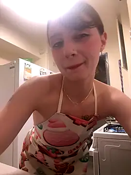 lilliabloom online show from December 18, 2025, 5:23 am