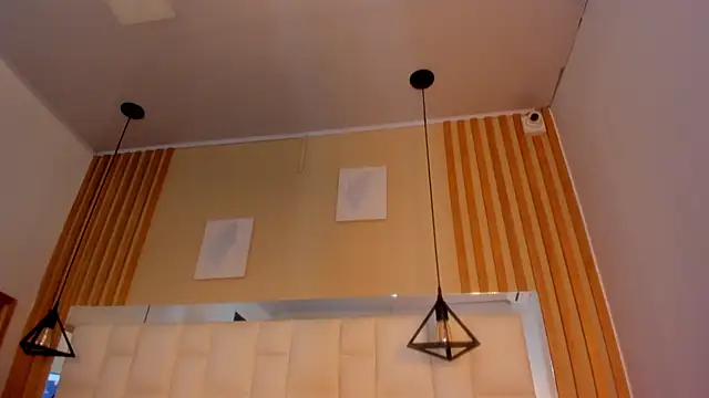 Snapshot of vanessa__garcia chatting on December 3, 2025, 12:48 pm vanessa garcia online show from December 3, 2025, 12:48 pm