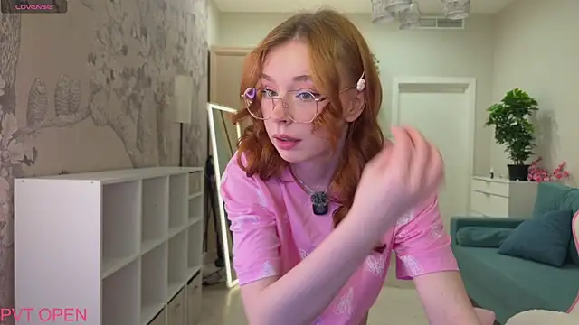 eva aria online show from July 23, 2026, 4:10 am