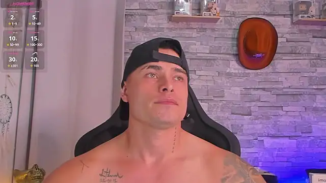 Snapshot of connorsmithvip chatting on November 28, 2025, 7:58 pm connorsmithvip online show from November 28, 2025, 7:58 pm