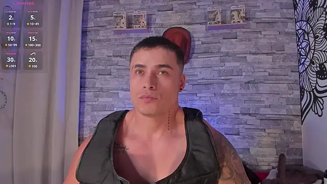 Snapshot of connorsmithvip chatting on November 25, 2025, 10:32 pm connorsmithvip online show from November 25, 2025, 10:32 pm