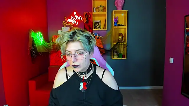 Spider Arti online show from November 26, 2025, 2:39 pm