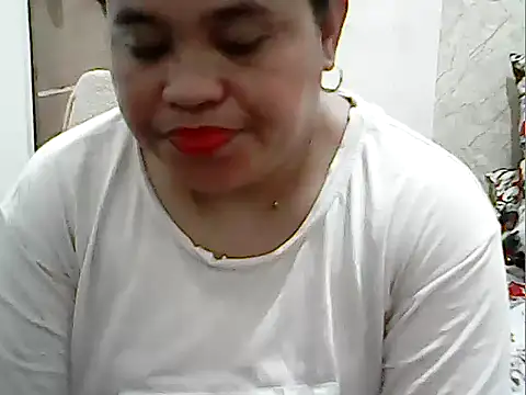 cutechubby online show from February 15, 2026, 3:07 am