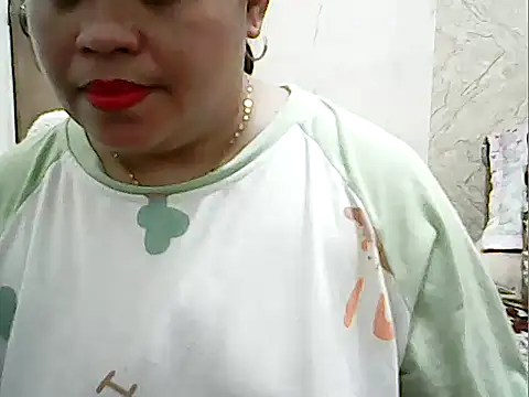 cutechubby online show from March 29, 2026, 12:18 pm