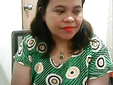 cutechubby online show from April 25, 2026, 6:38 pm