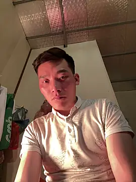 sanu551 online show from February 19, 2026, 1:19 pm