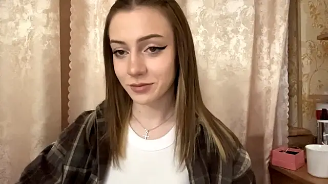 Snapshot of SoonMoilanen chatting on November 30, 2025, 7:47 pm SoonMoilanen online show from November 30, 2025, 7:47 pm