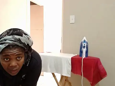 KittyPussyZA online show from April 19, 2026, 10:38 am