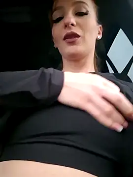 BabyEva- online show from November 29, 2025, 2:28 pm