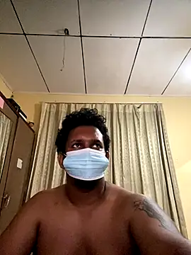 Snapshot of Aki_1994 chatting on December 19, 2025, 12:51 pm Aki 1994 online show from December 19, 2025, 12:51 pm