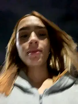 Snapshot of dania_val chatting on November 30, 2025, 2:23 am dania val online show from November 30, 2025, 2:23 am