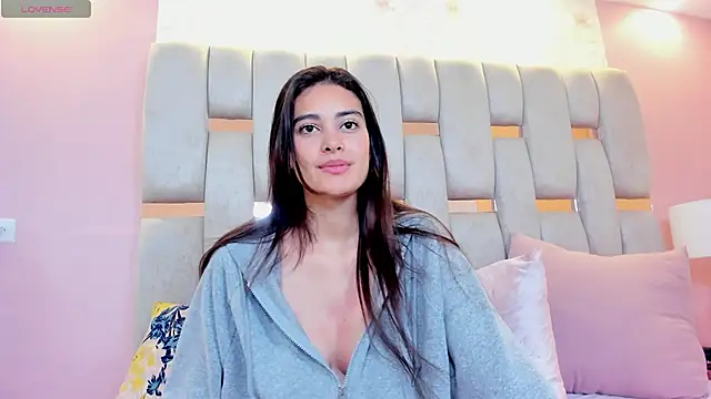 allyson ashbornee online show from December 3, 2025, 9:47 pm