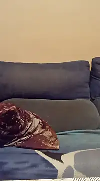 dura87 online show from September 27, 2025, 12:17 am