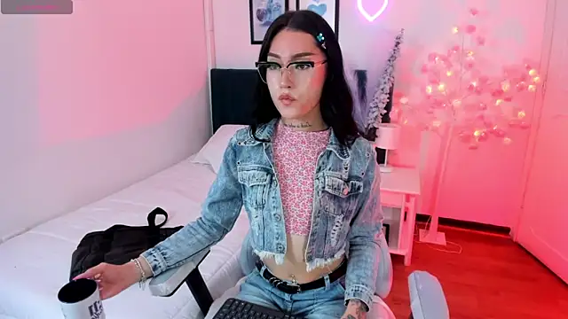 Snapshot of megan_rosse11 chatting on November 30, 2025, 5:19 am megan rosse11 online show from November 30, 2025, 5:19 am