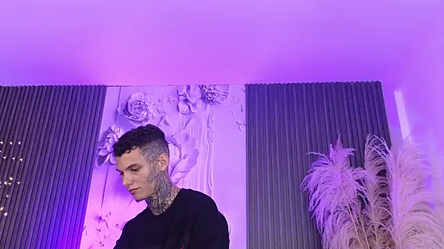 Paulo 527 online show from February 22, 2026, 5:43 am