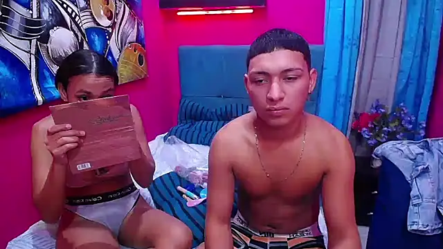 twinks fuck online show from January 7, 2026, 7:52 pm