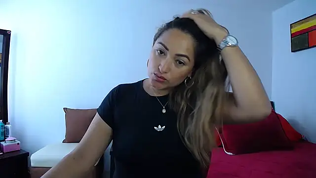 ximenaxcite19 online show from April 9, 2026, 12:33 pm